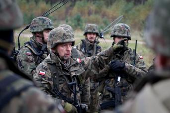 Армия Польши избавляется от советких кадров