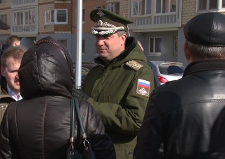Замминистра обороны Т.Иванов и военные ждущие квартиры в Москве